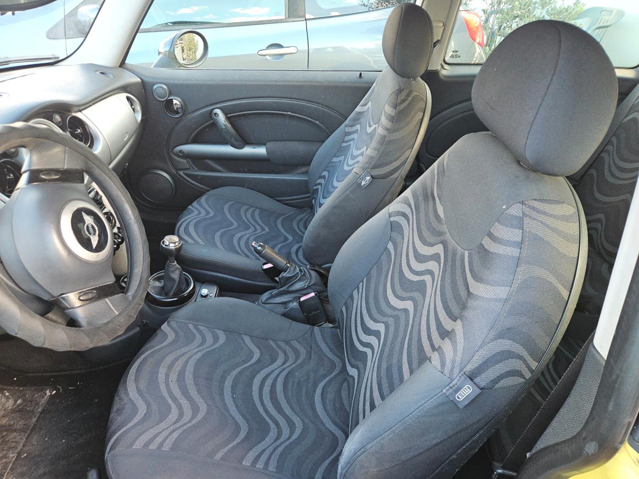 Mini 1.4 tdi One D de luxe kw 55 cv 75
