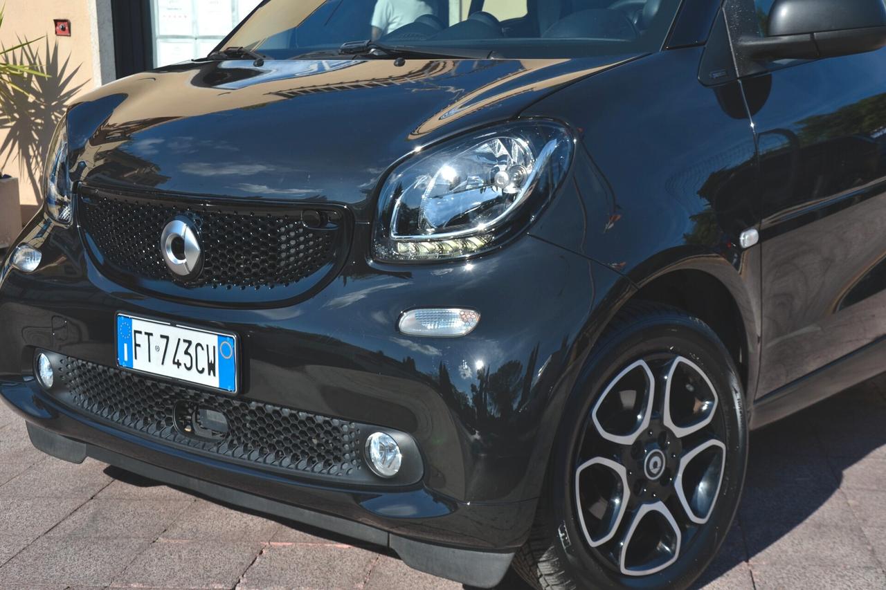 Smart ForTwo 1.0 71CV PASSION AUTOMATICA ***PREZZO REALE****