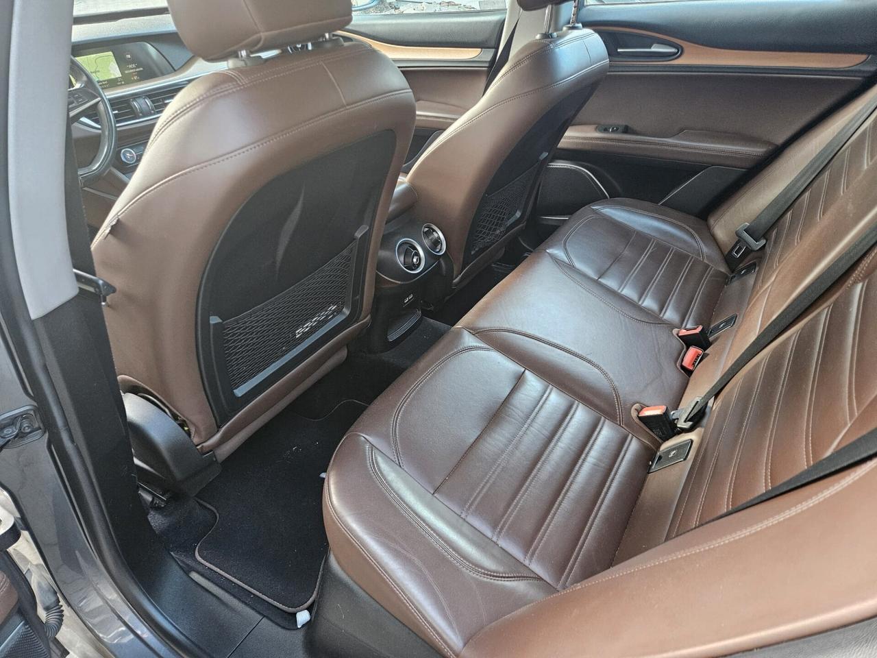 Alfa Romeo Stelvio 2.2 Turbodiesel 210 CV AT8 Q4 Super