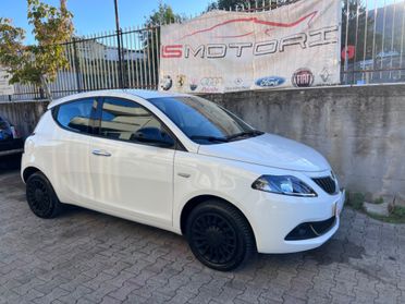 Lancia Ypsilon 1.2 69 CV 5 porte Gold GPL Di Serie