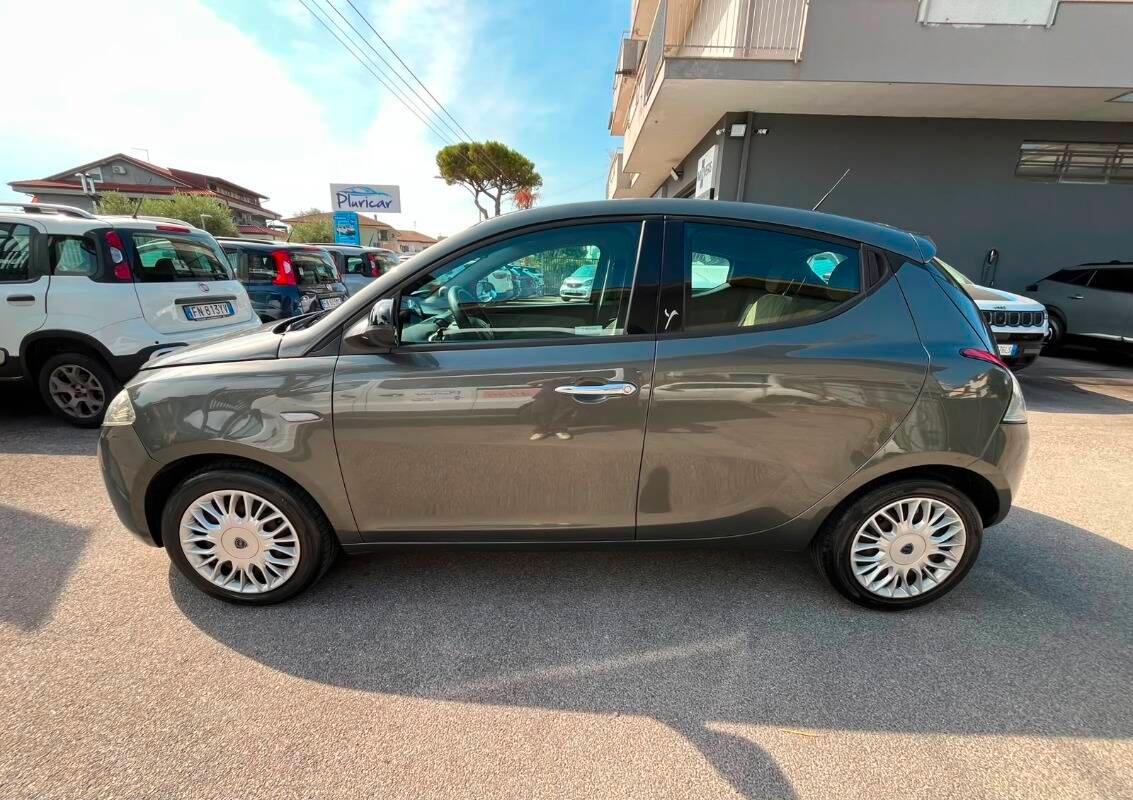 Lancia Ypsilon 0.9 t.air Silver s&s 85cv dfn