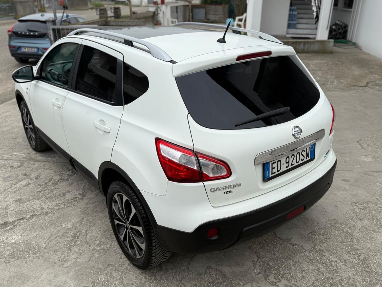 Nissan Qashqai 1.5 dCi N-Tekna FULL OPT NEOPATENTATI