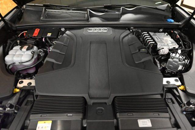 AUDI Q8 50TDI Q.TIP.286CV S-LINE TET.22"CAM RADARSOSP.FULL