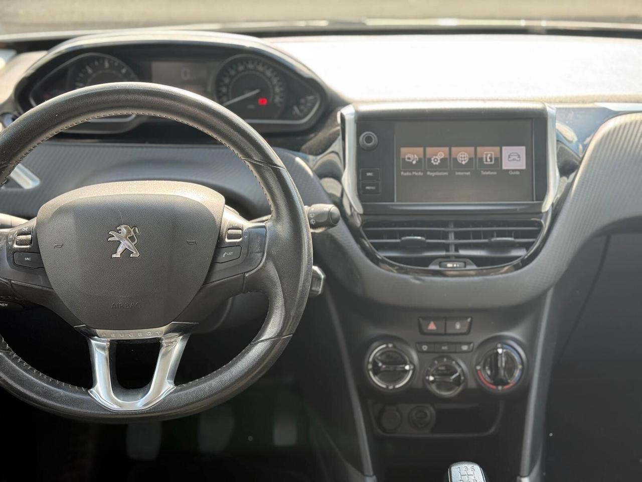 Peugeot 2008 BlueHDi 100 GT Line