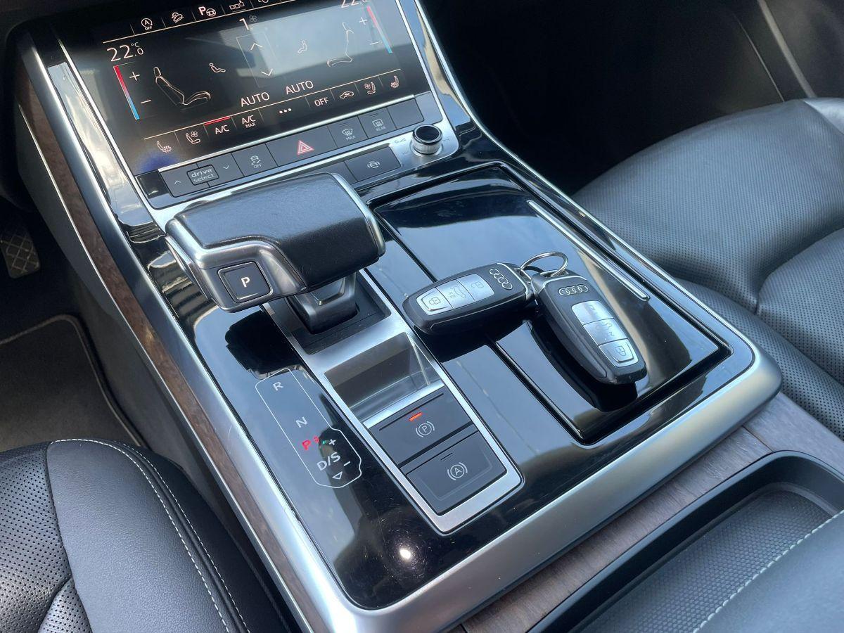 AUDI - Q8 - 50 TDI 286 CV quattro tiptronic Sport