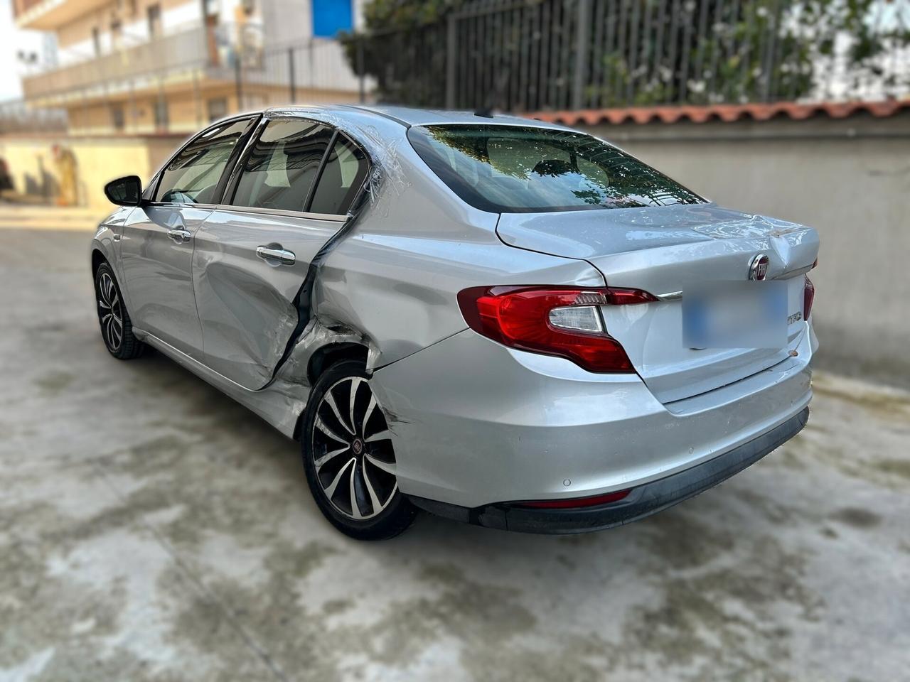 FIAT TIPO 1.6 Diesel 120cv - 2016