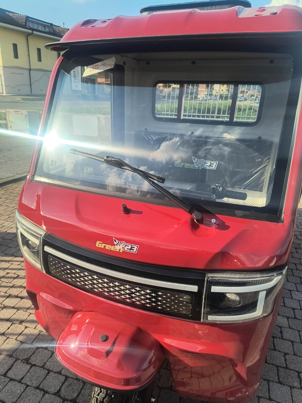 MOTOCARRO ELETTRICO CABINATO CASSONE RIBALTABILE