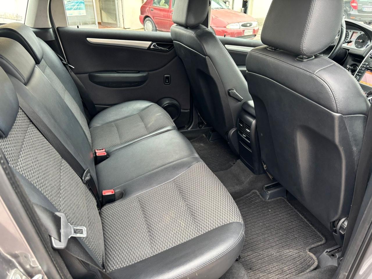 Mercedes-benz B 200 CDI Premium