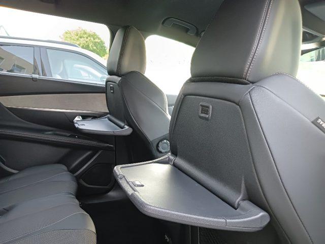PEUGEOT 5008 BlueHDi 130 S&S EAT8 GT