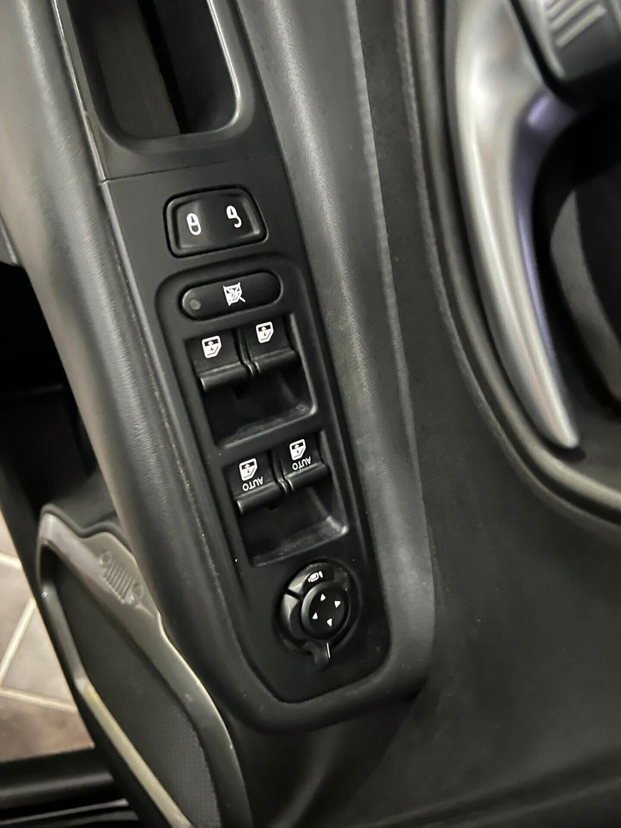 NUOVA JEEP RENEGADE LIMITED BLACK LINE 1.6 MJT 120CV DCT AUTOMATICA - TETTO PANO
