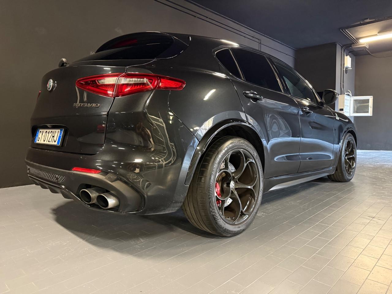 Alfa Romeo Stelvio 2.9 Bi-Turbo V6 510 CV AT8 Quadrifoglio