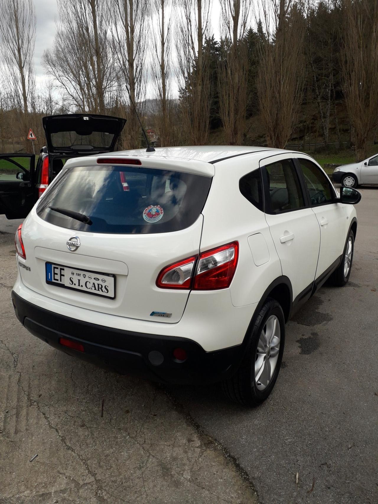 Nissan Qashqai 1.5 dCi DPF 011