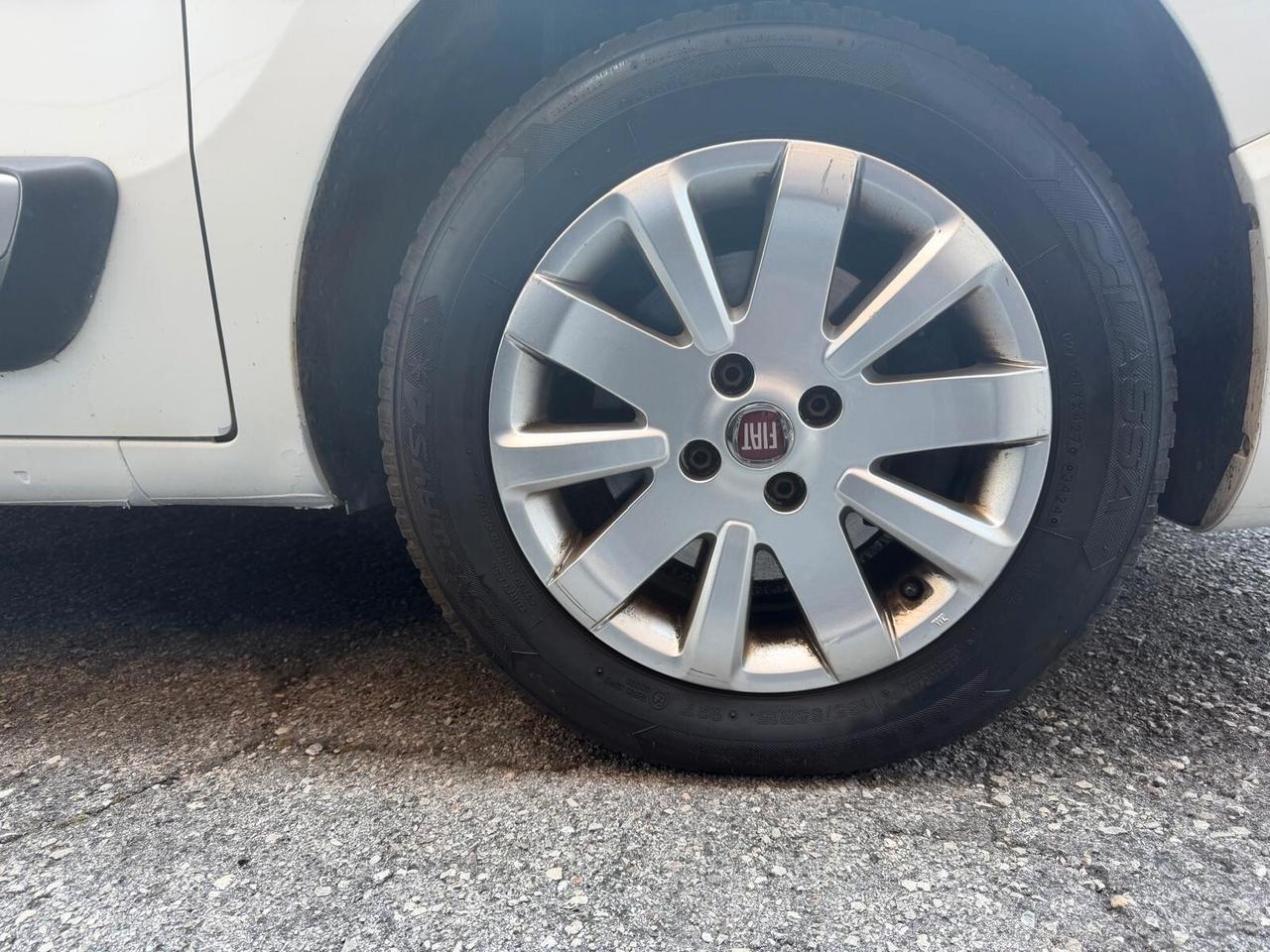 Fiat Qubo 1.3 MJT 95 CV Trekking