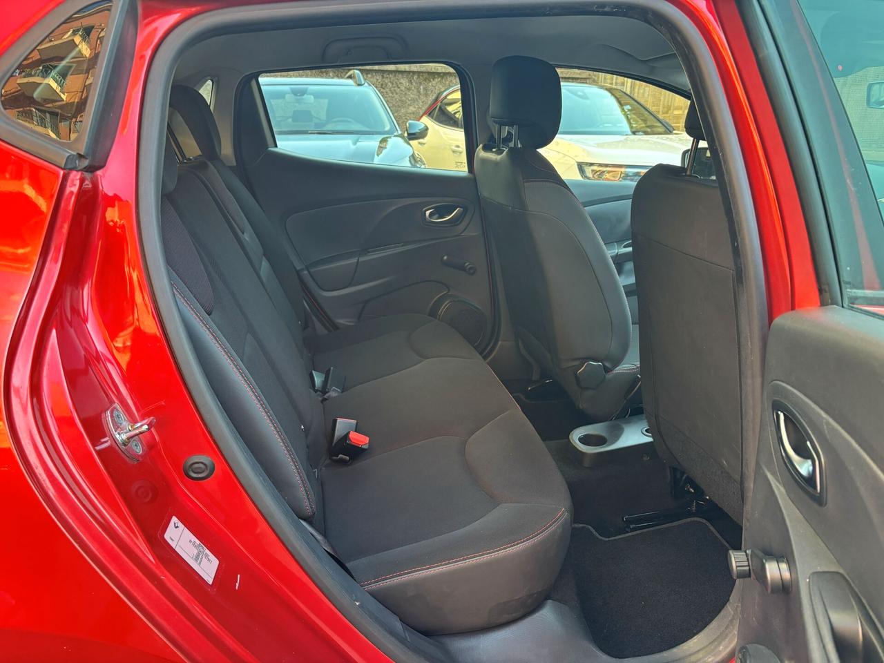 Renault Clio 1.2 75CV 5 porte Live UNIPROPRIETARIO