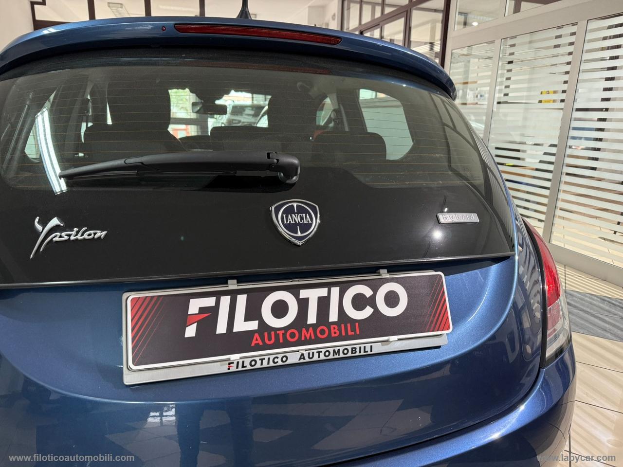 LANCIA Ypsilon 1.0 FireFly 5p.S&S Hybryd Gold CARPLAY - KIT 5 POSTO - SENSORI DI PARCHEGGIO