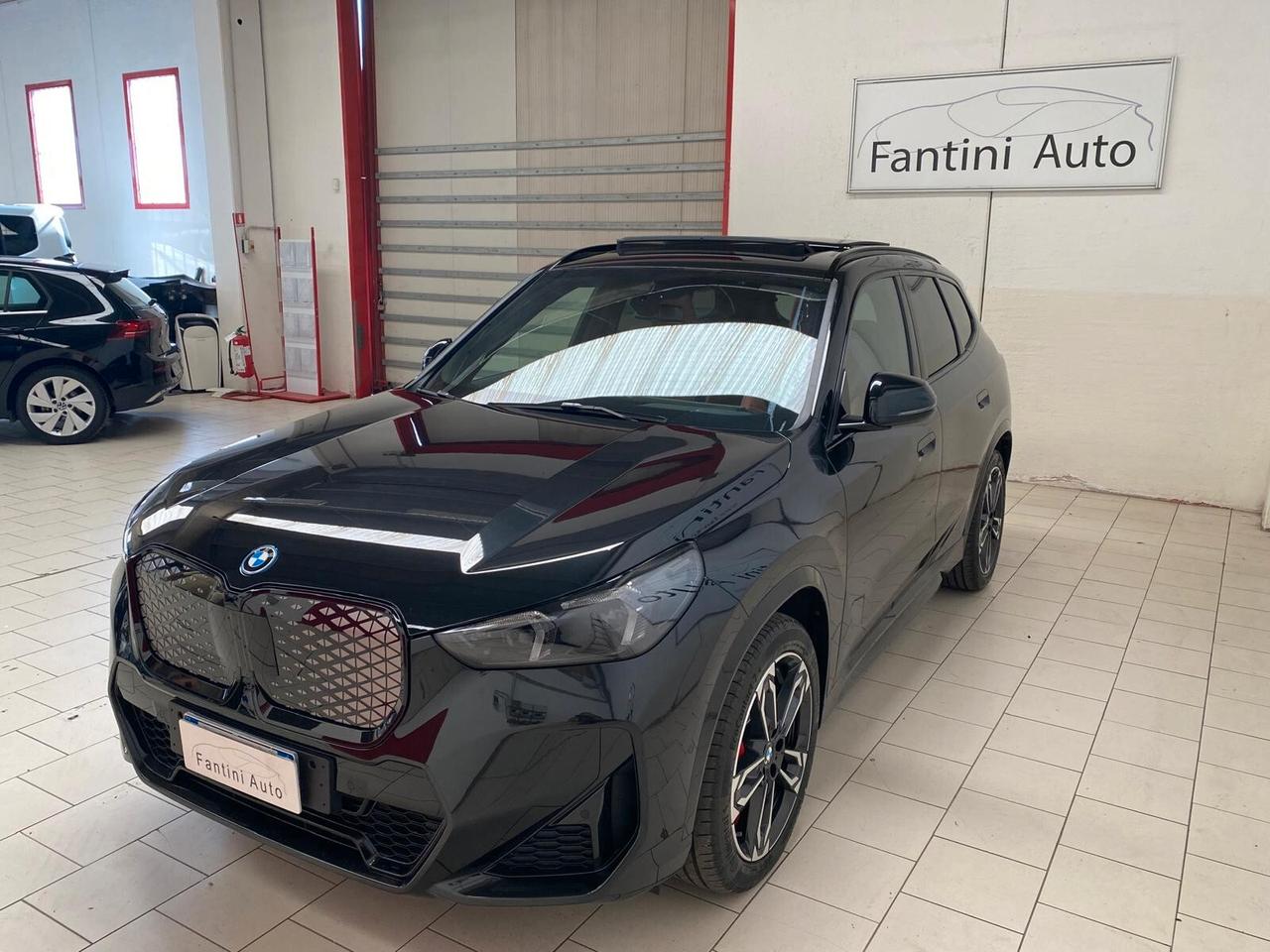 BMW iX1 eDrive20 Pacchetto M Sport Pro-Ok Neopatentati-LEGGI SOTTO