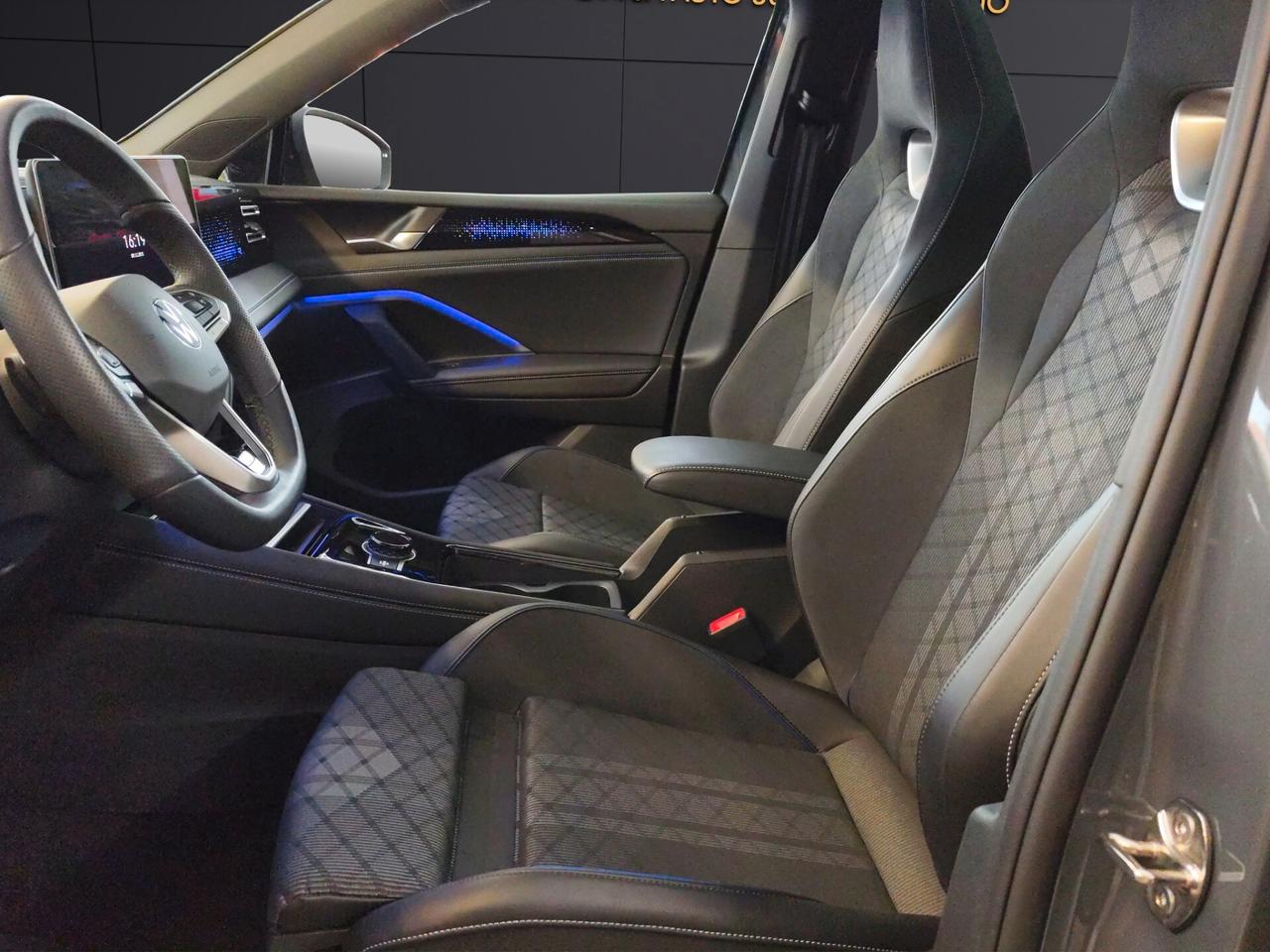 VOLKSWAGEN Tiguan 3ª serie Tiguan 2.0 TDI 150 ...