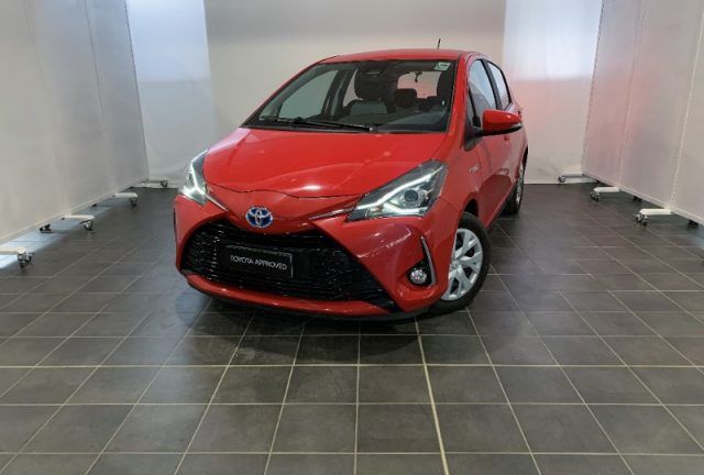 TOYOTA Yaris 1.5 Hybrid 5 porte Active