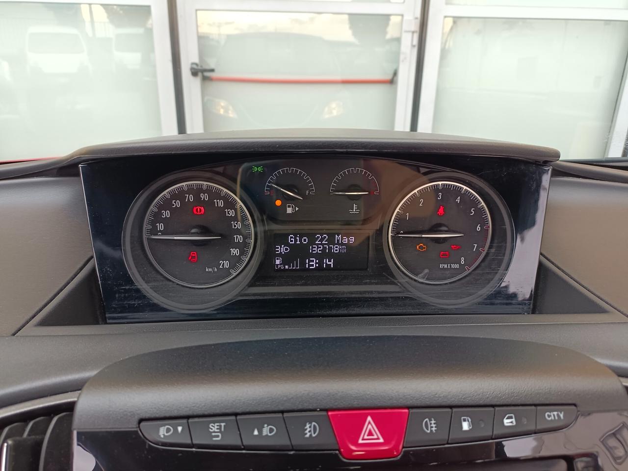 Lancia Ypsilon 1.2 GPL Ecochic Elefantino