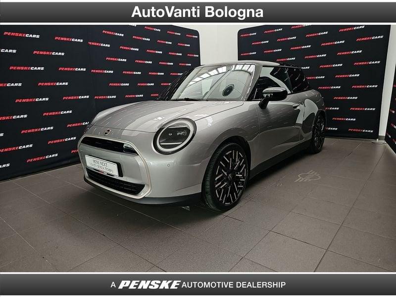 MINI Cooper Mini Cooper E Favoured