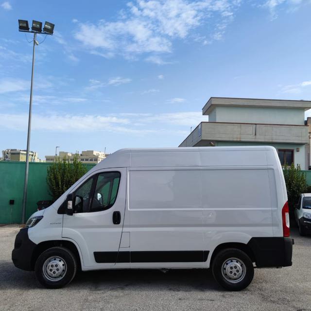 FIAT DUCATO 33 CH2 2.3M-J FURGONE PAS.CORTO 3 PTI-2019