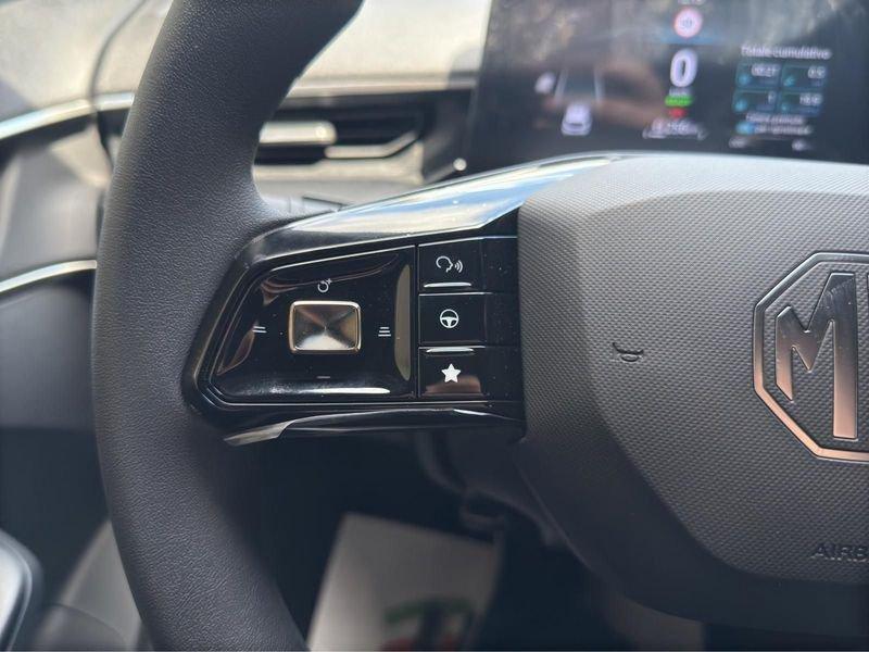 MG MG3 MG3 5p 1.5 Hybrid+ ( 194cv complessivi ) automatica Standard