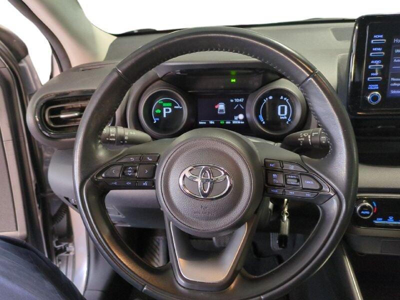 Toyota Yaris Hybrid Trend MY22