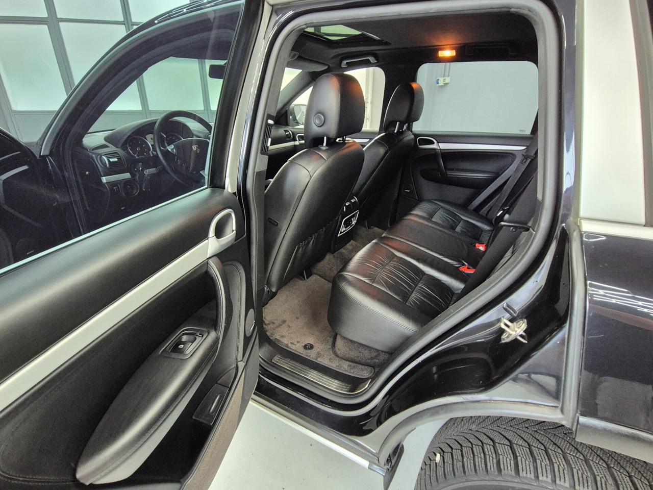 Porsche Cayenne 4.5 cat Turbo
