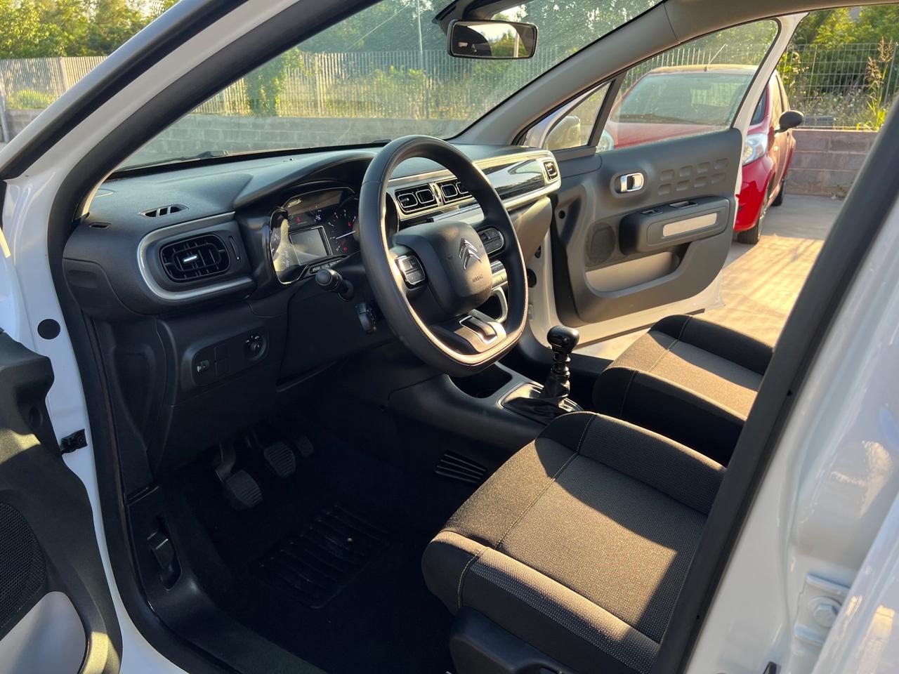Citroen C3 BlueHDi 100 S&S Shine Pack