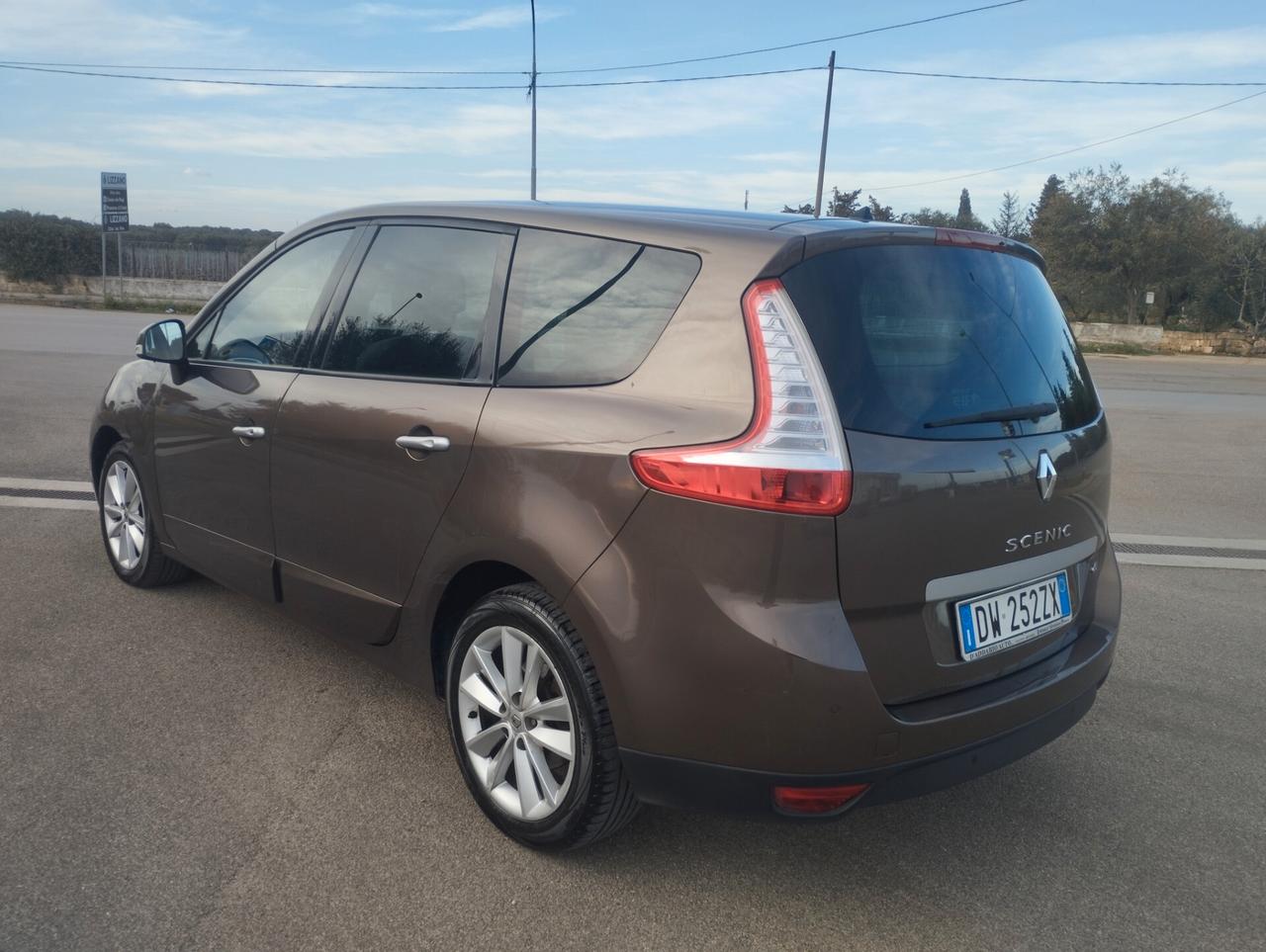 Renault Scenic Scénic X-Mod 1.9 dCi 130CV Luxe