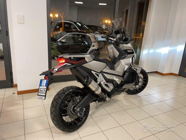 Honda X-Adv 750cc anno 2019 Grigio opaco km 6000