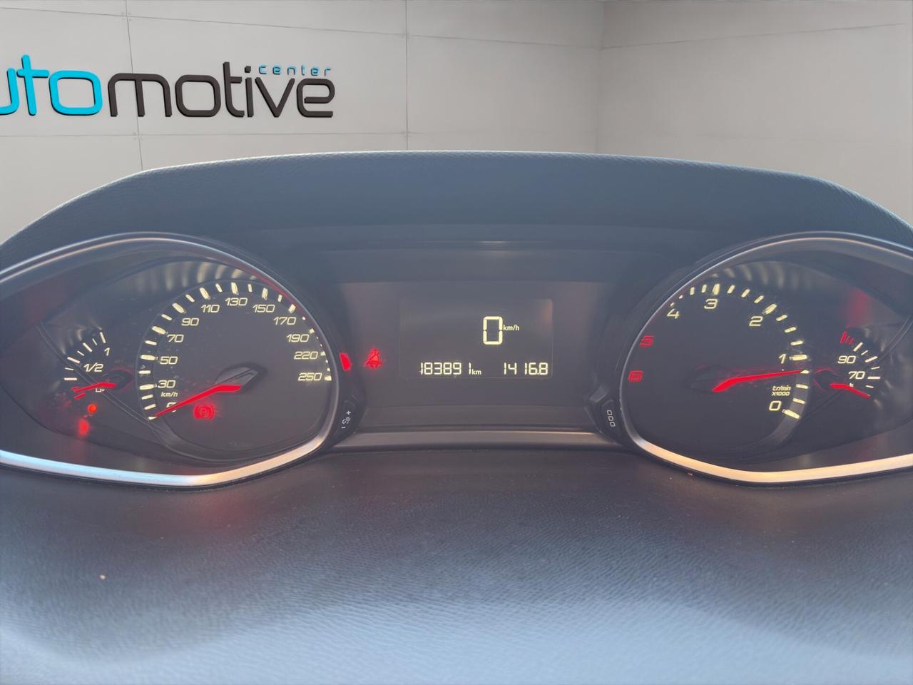 Peugeot 308 BlueHDi 100 S&S Active