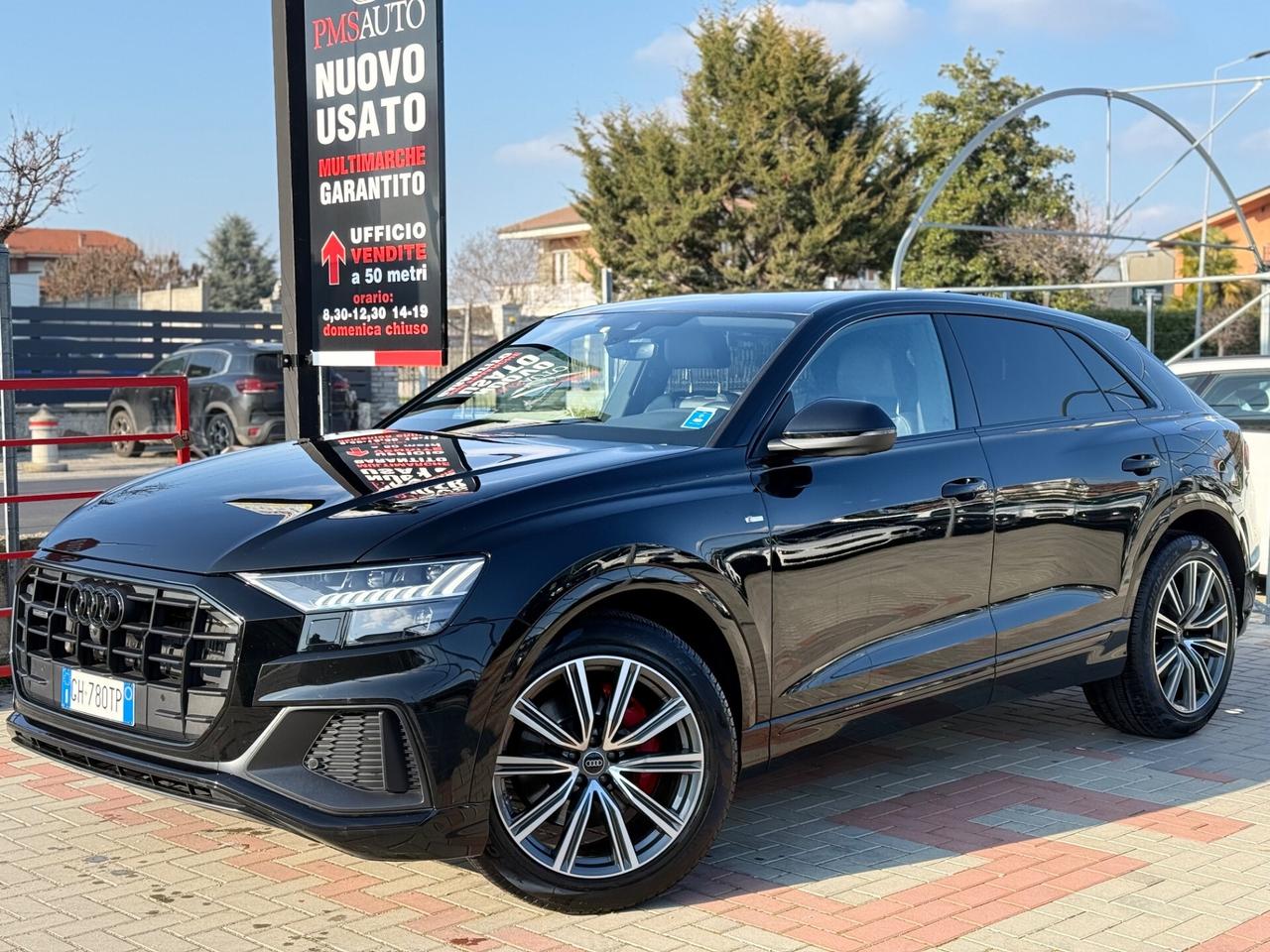 Audi Q8 45 TDI 231CV quattro S-LINE IVA ESPOSTA