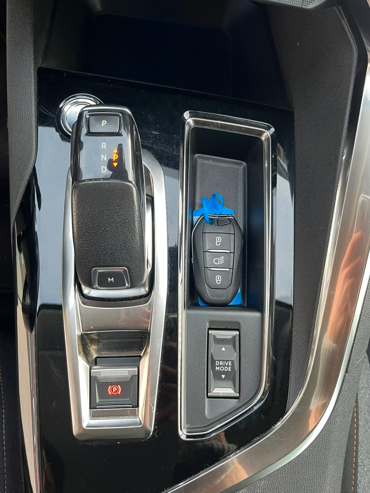 Peugeot 3008 BlueHDi 130 S&S Active Business