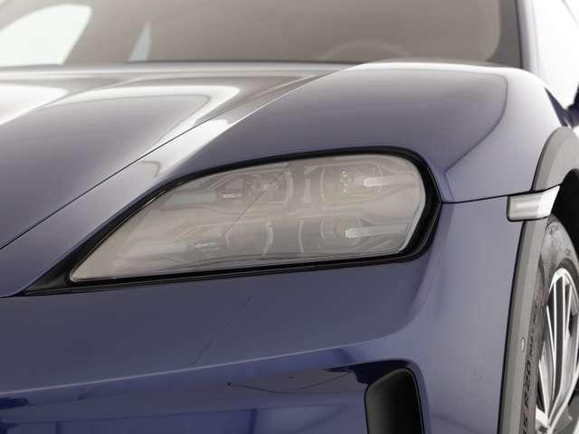 Porsche Taycan cross turismo 4s