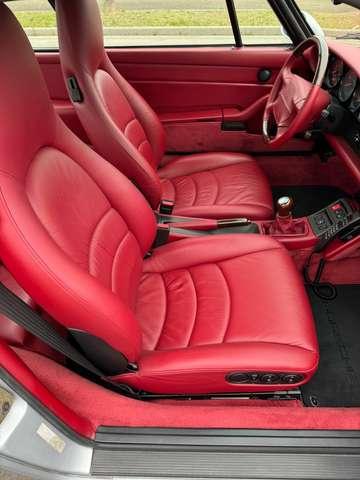 Porsche 993 carrera 4 exclusive interno flamenco book service