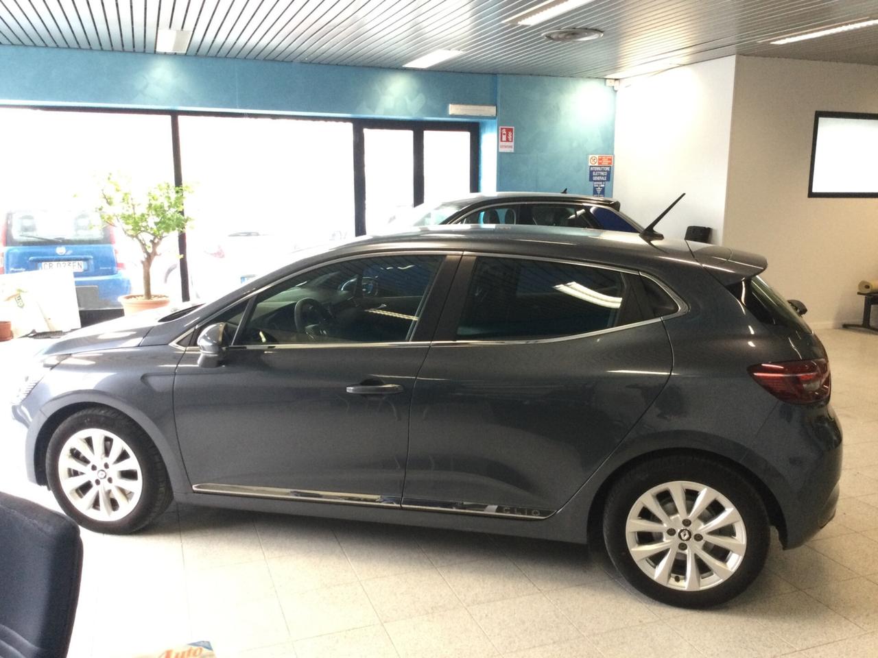 Renault Clio Full Hybrid E-Tech 140 CV 5 porte Intens