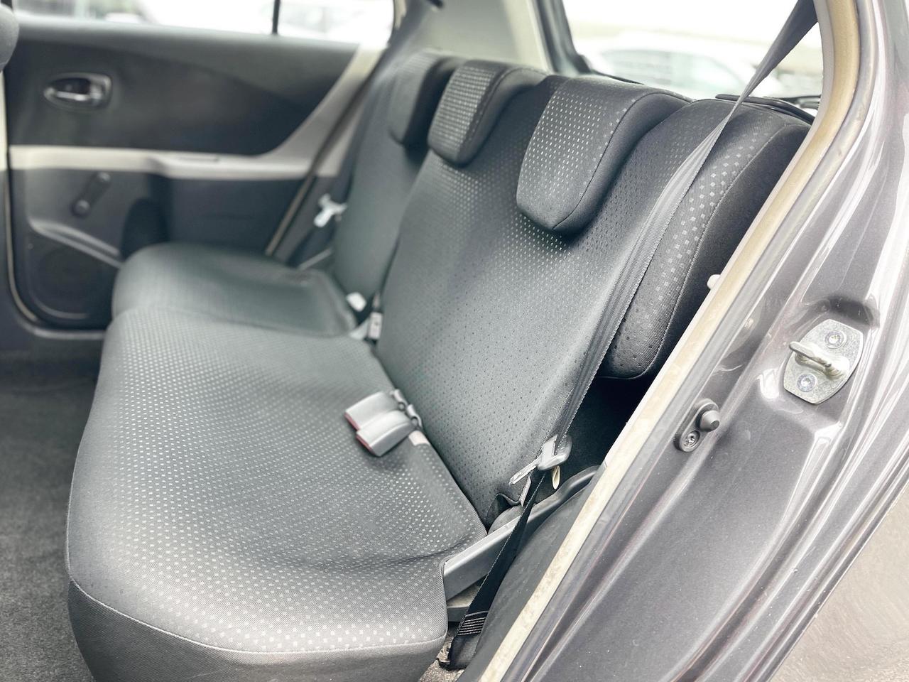 Toyota Yaris 1.3 Benzina 100CV E4 Neo - 2010