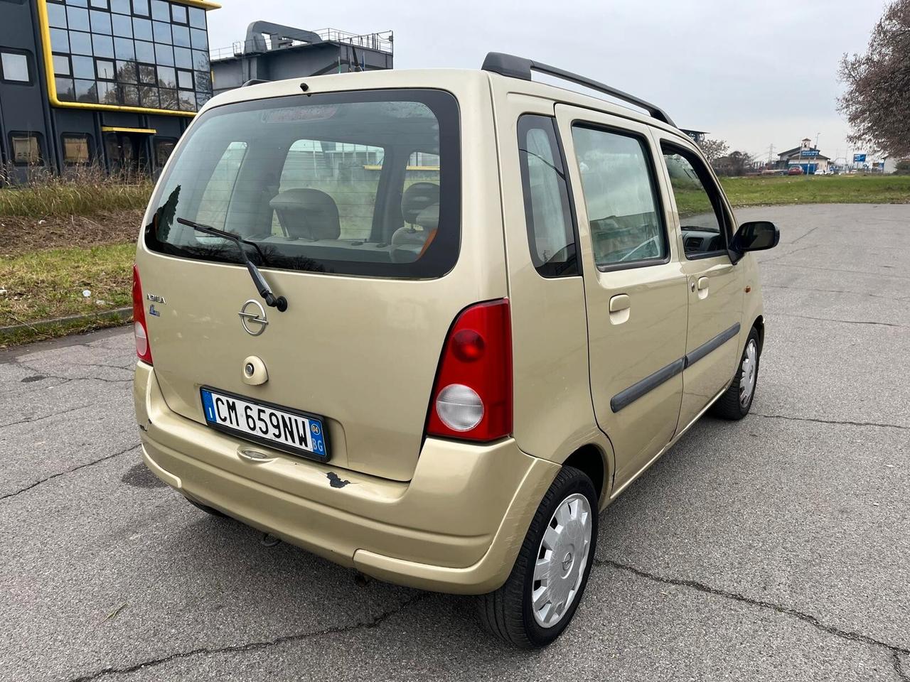 Opel Agila 1.0 12V Club