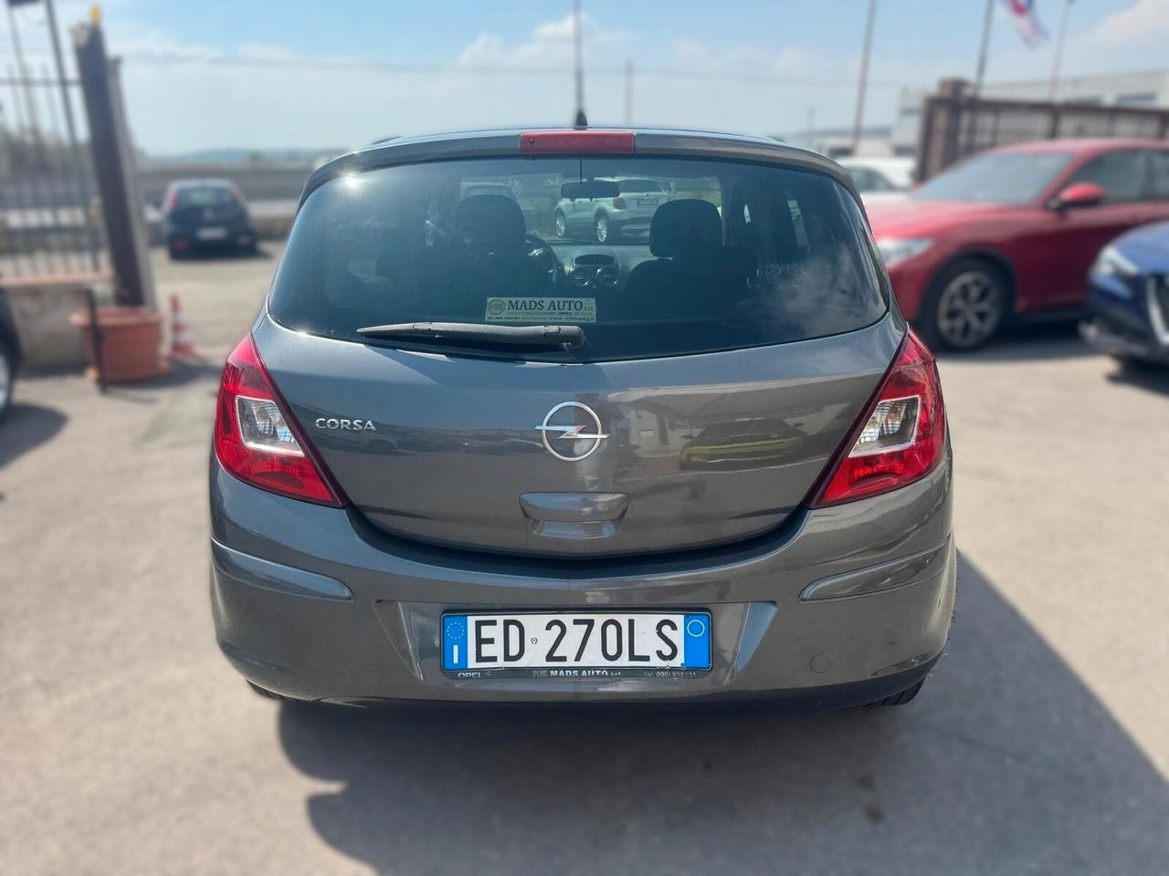 Opel Corsa 1.2 EDITION 2011