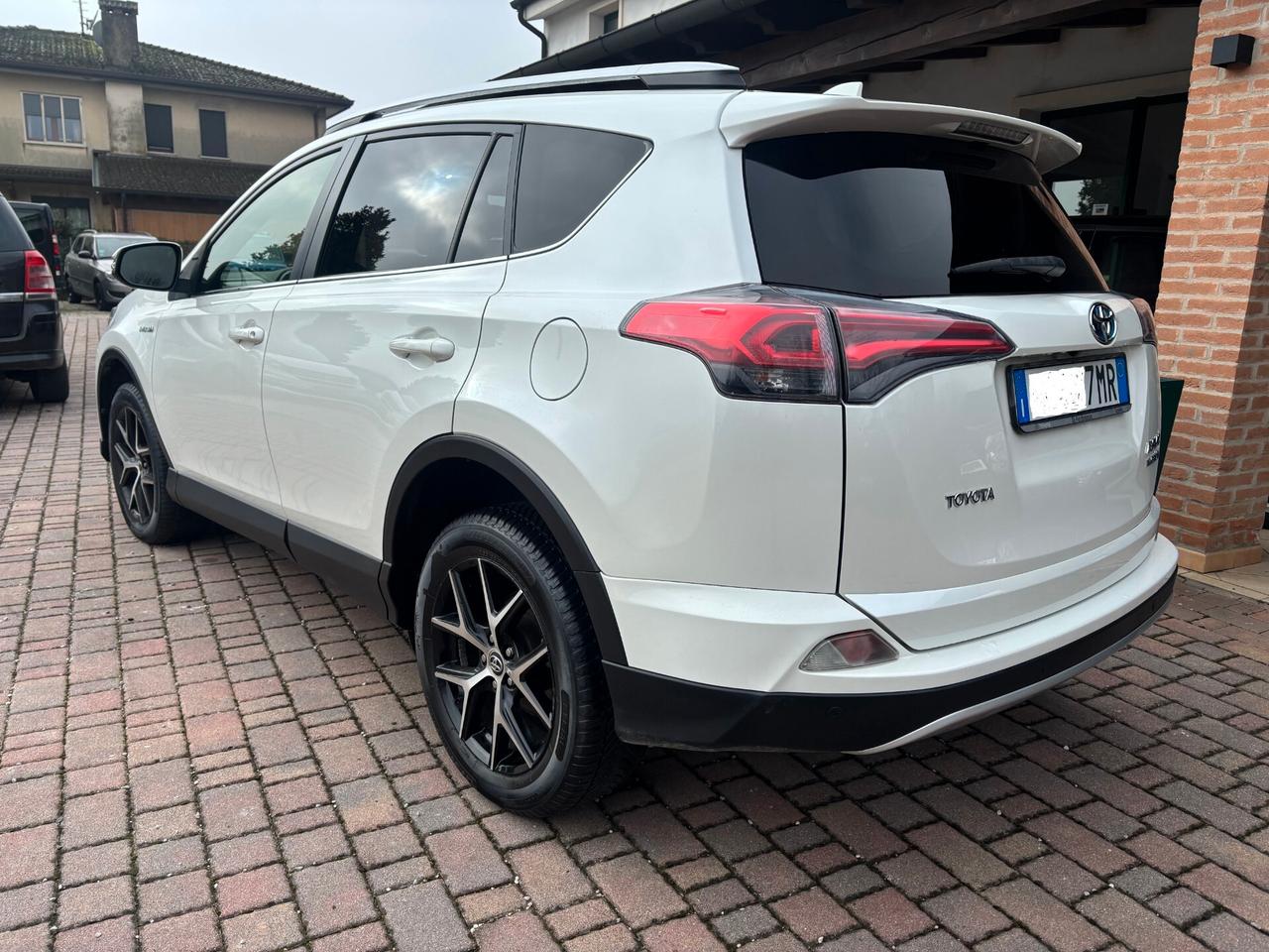 Toyota RAV 4 RAV4 2.5 Hybrid 2WD Lounge