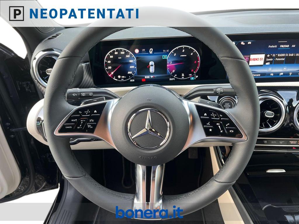 Mercedes Classe A 180 180 D Progressive Extra Speedshift DCT AMG 8G