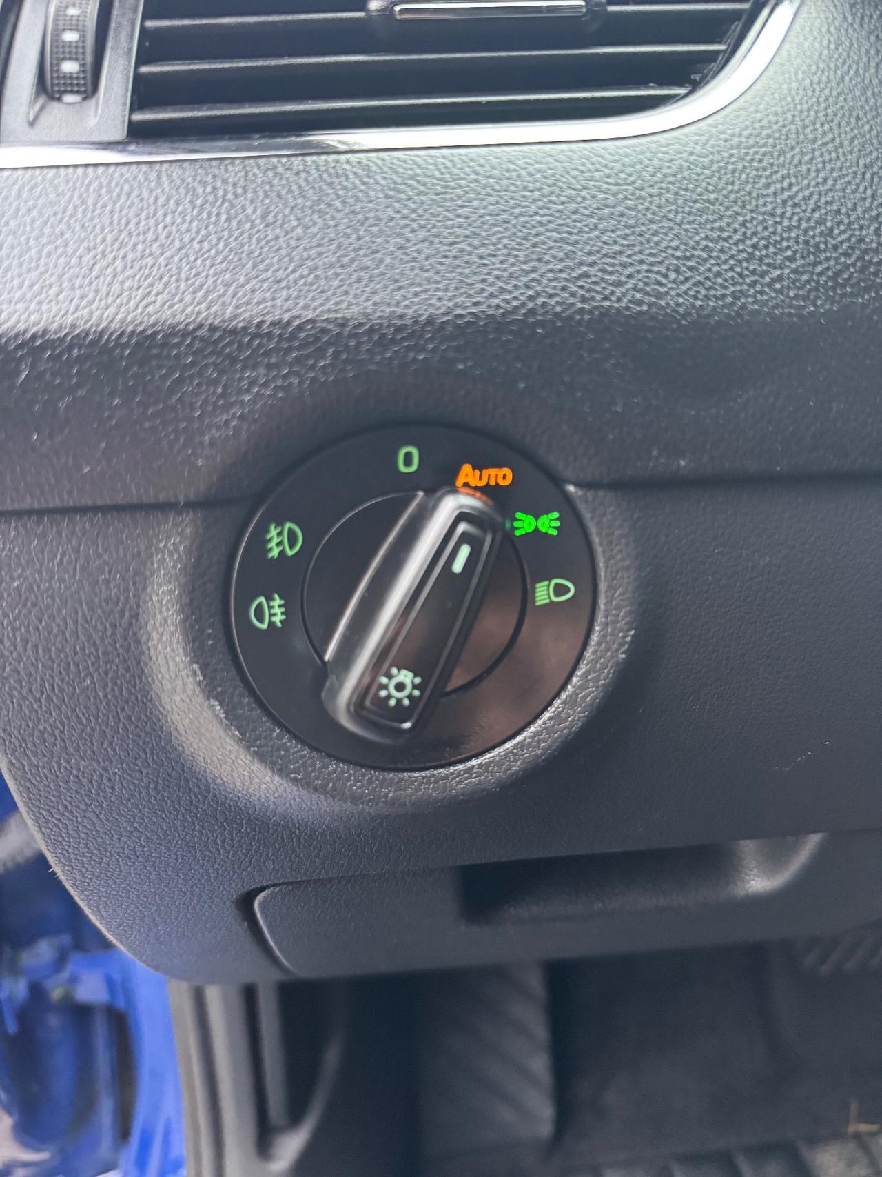 Skoda Octavia 1.5 DSG Wagon Ambition G-Tec