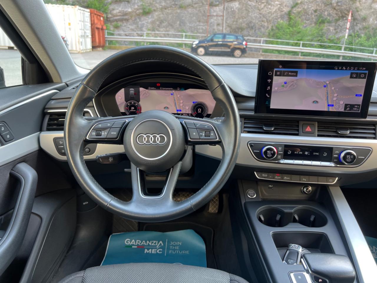 Audi A4 Avant 35 TDI 163CV S-tronic Business Advanced Perfetta