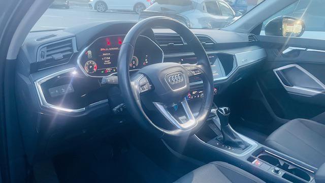 AUDI Q3 35 TDI S tronic Business Advanced