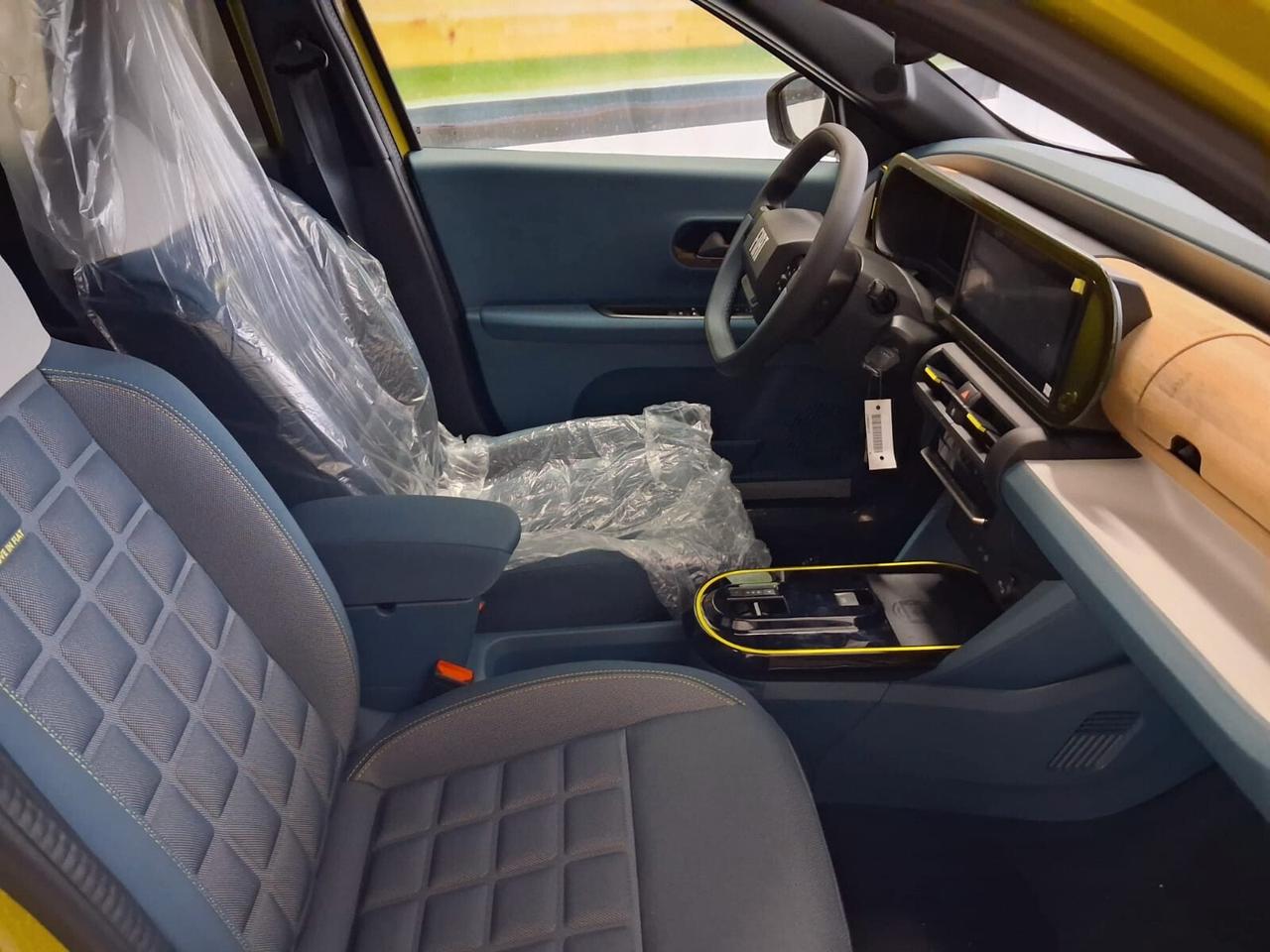 Fiat Grande Panda 1.2 Hybrid 110 CV La Prima