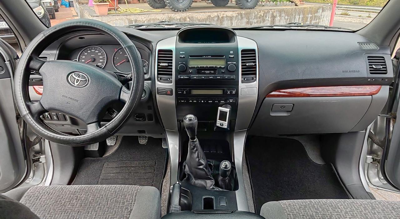 Toyota Land Cruiser 3.0 D-4D 16V cat 5 porte Sol