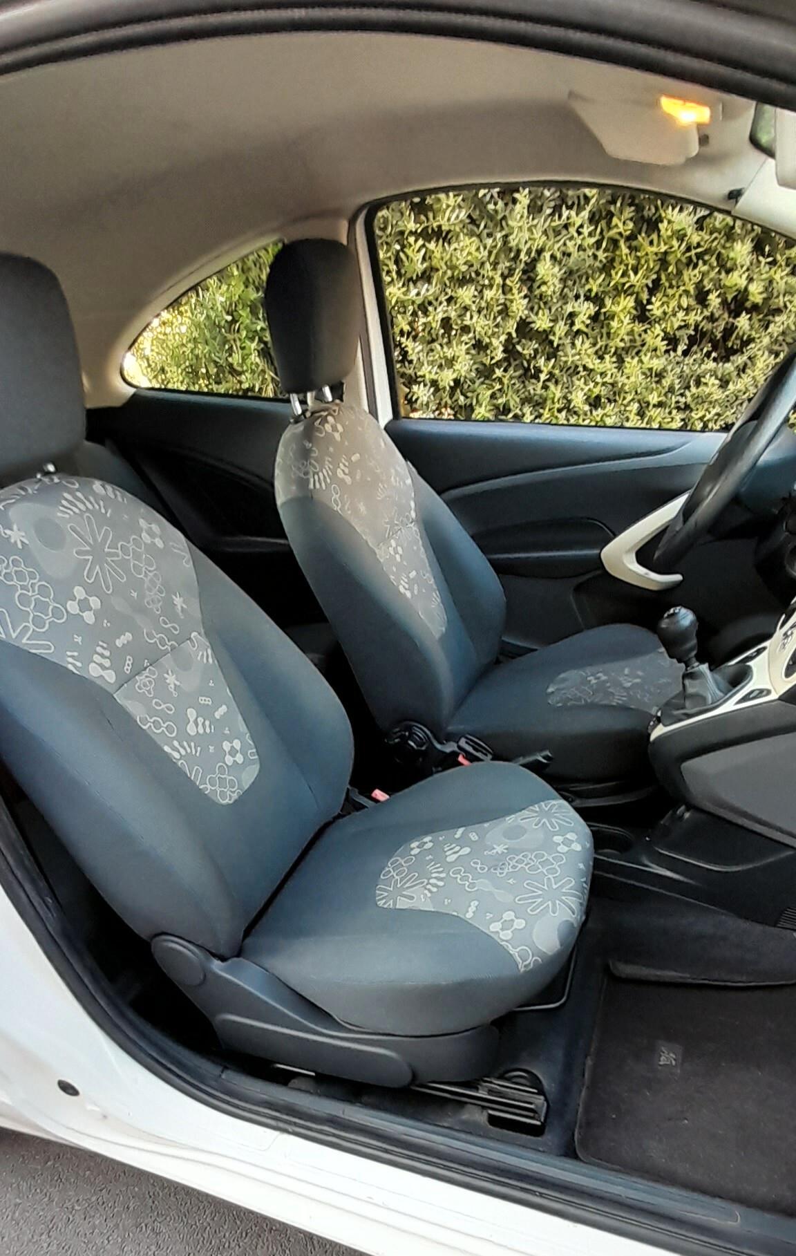 Ford Ka 1.2 8V 69CV Titanium