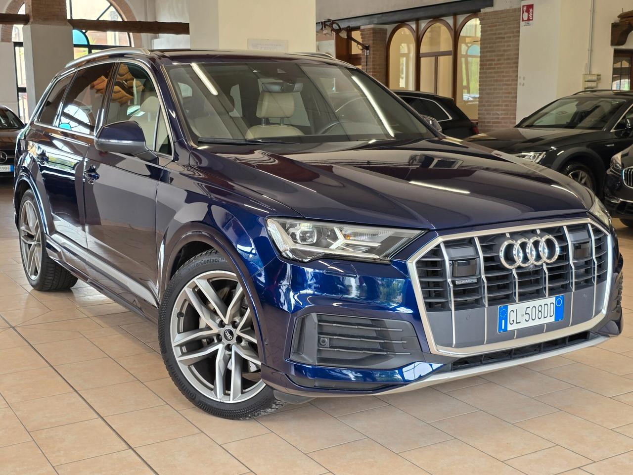 Audi Q7 50 TDI quattrO 7 POSTI 360 AMBIENT TOUR