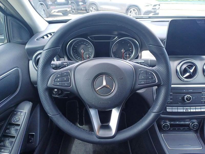 Mercedes-Benz GLA 200 d Sport 4matic auto